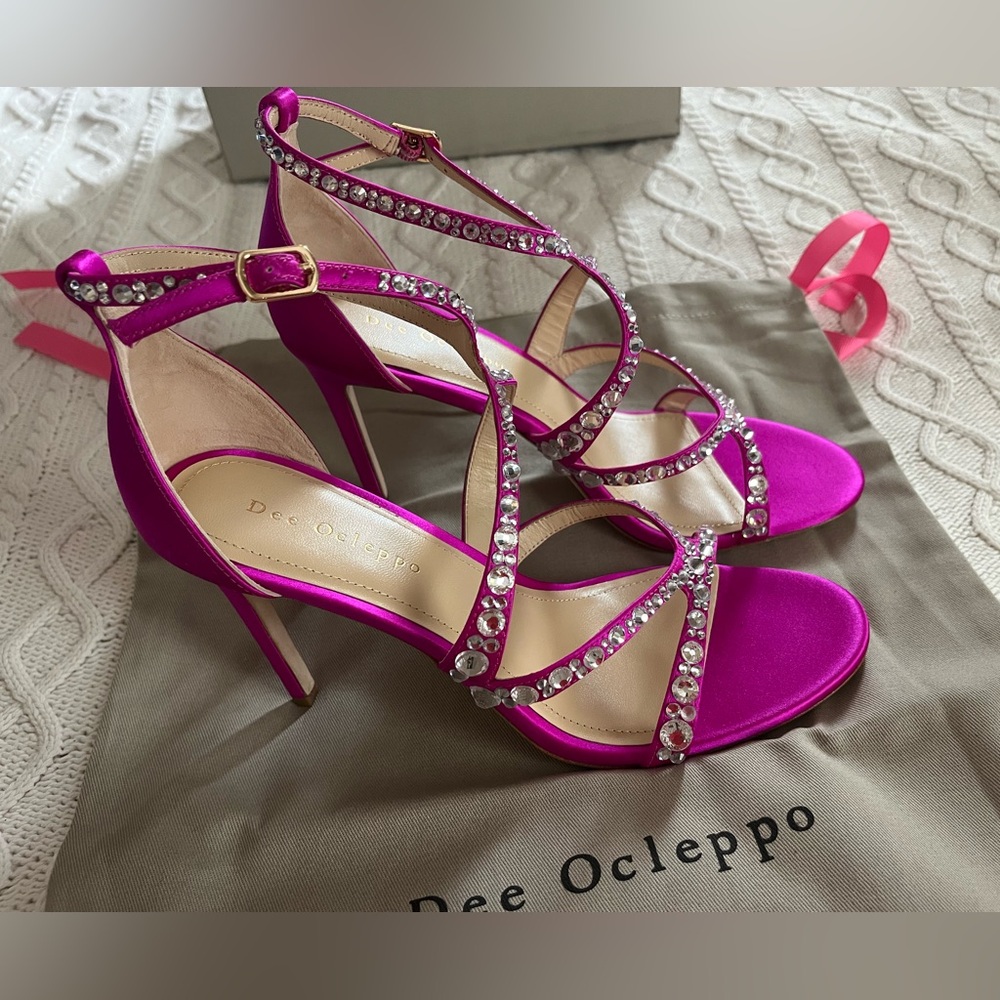 New! Dee Ocleppo designer Satin Magenta Pink Strappy Heels Rhinestones SZ 8 - Picture 4 of 16